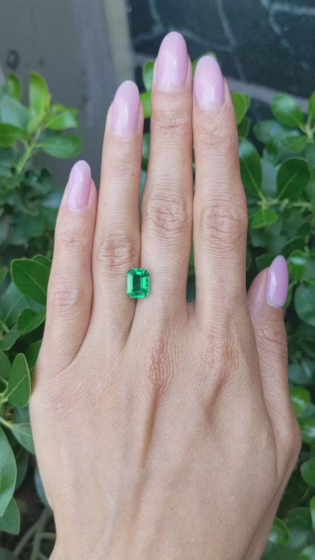 2.51 Ct. Emerald from Zambia Size Video