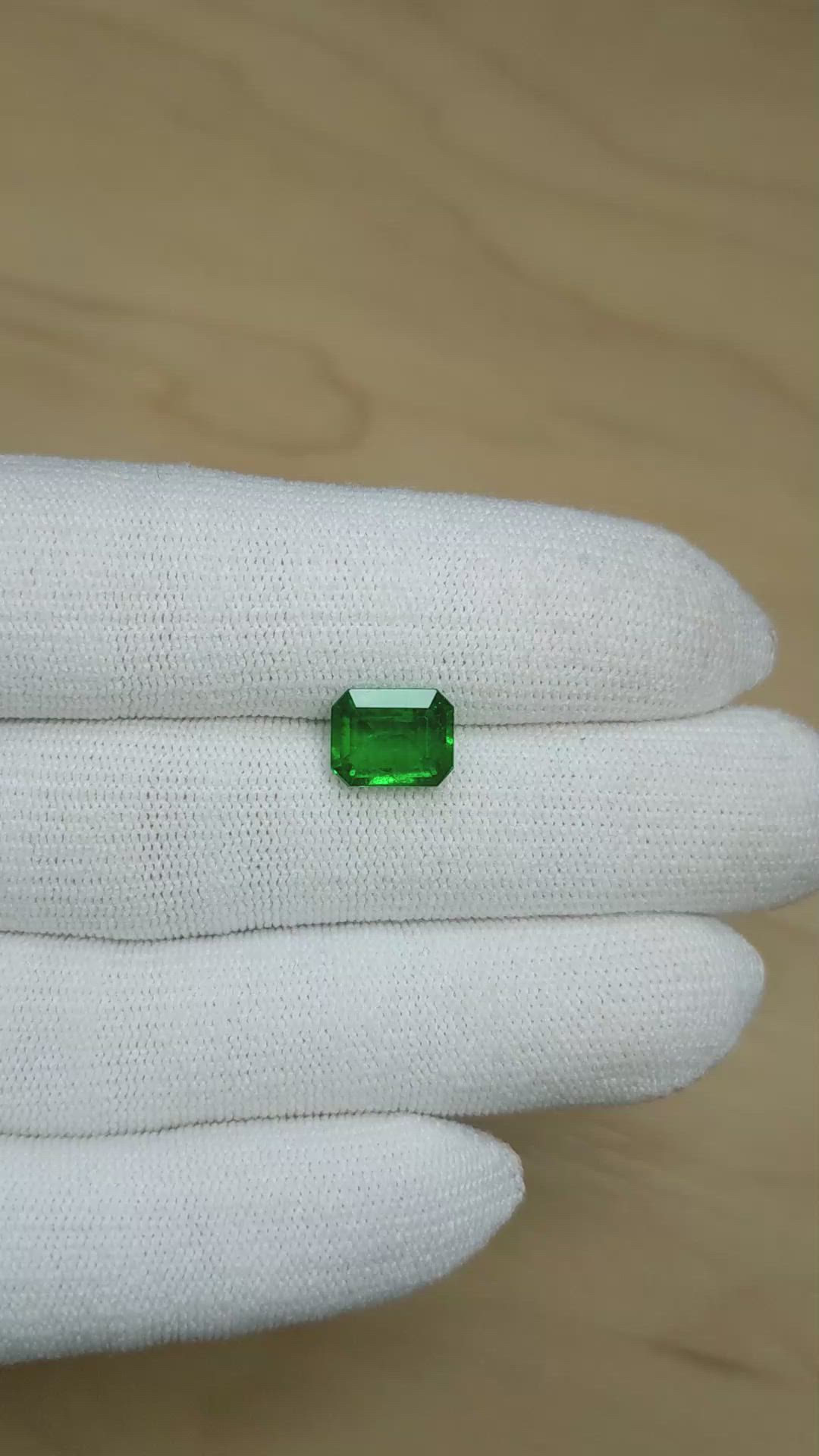 2.86 Ct. Emerald from Zambia Size Video