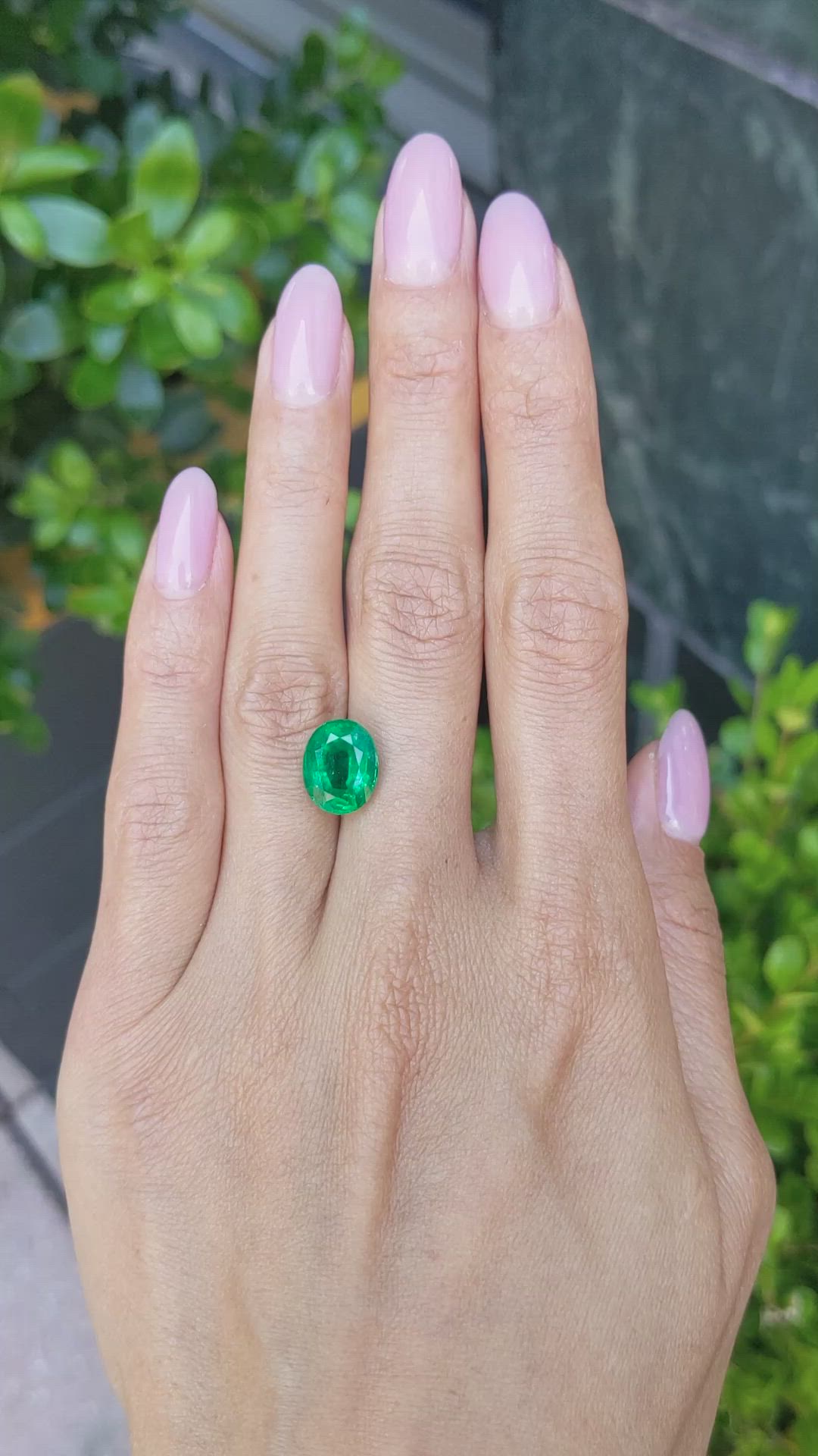 3.91 Ct. Emerald from Zambia Size Video