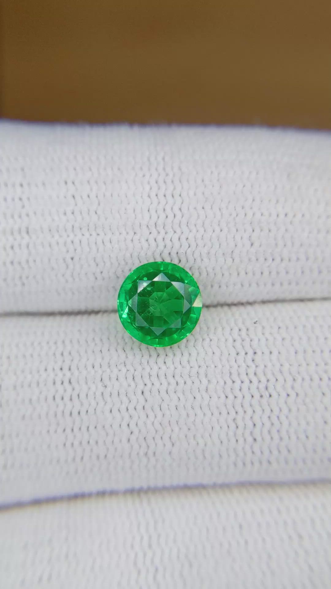 1.76 Ct. Emerald from Zambia Size Video