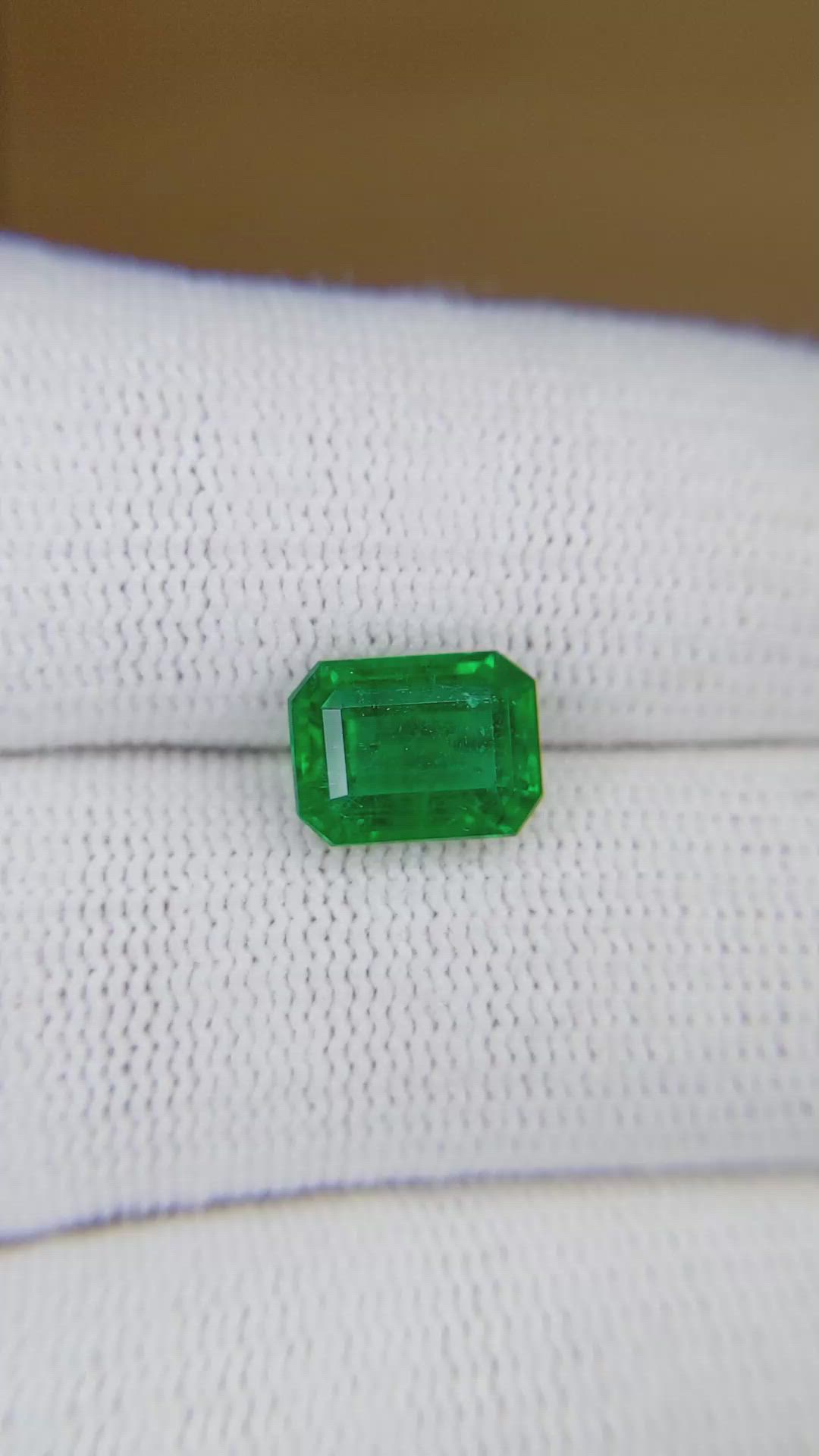 2.45 Ct. Emerald from Zambia Size Video