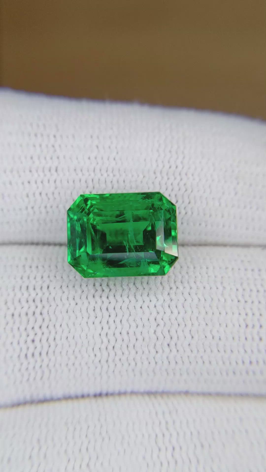 6.08 Ct. Emerald from Zambia Size Video