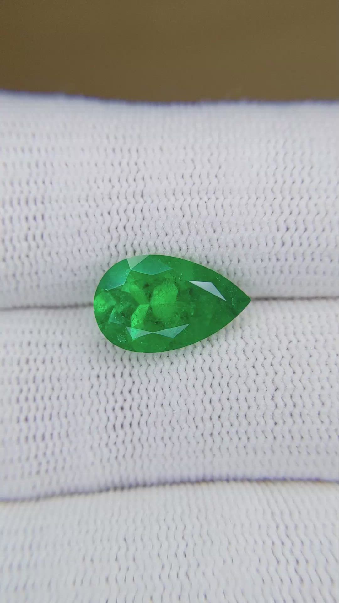 3.32 Ct. Emerald from Colombia Size Video