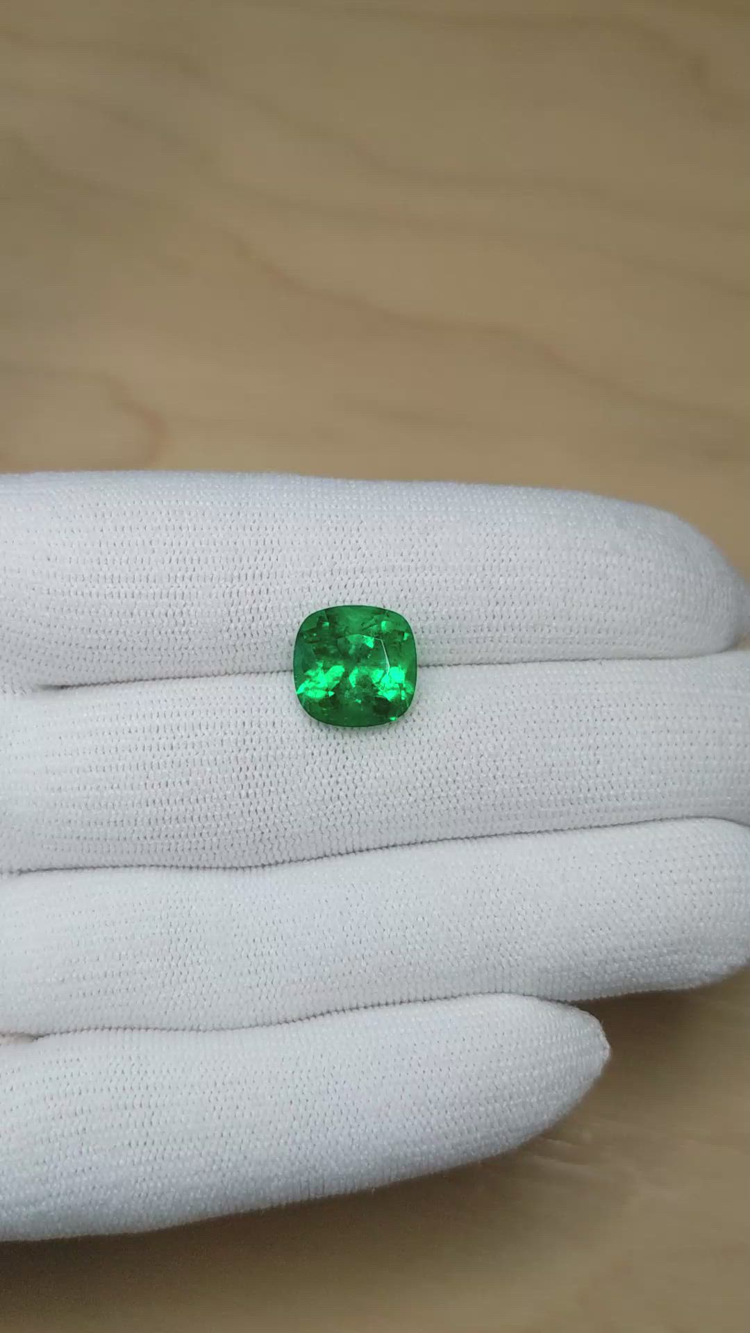 5.46 Ct. Emerald from Colombia - Muzo Size Video