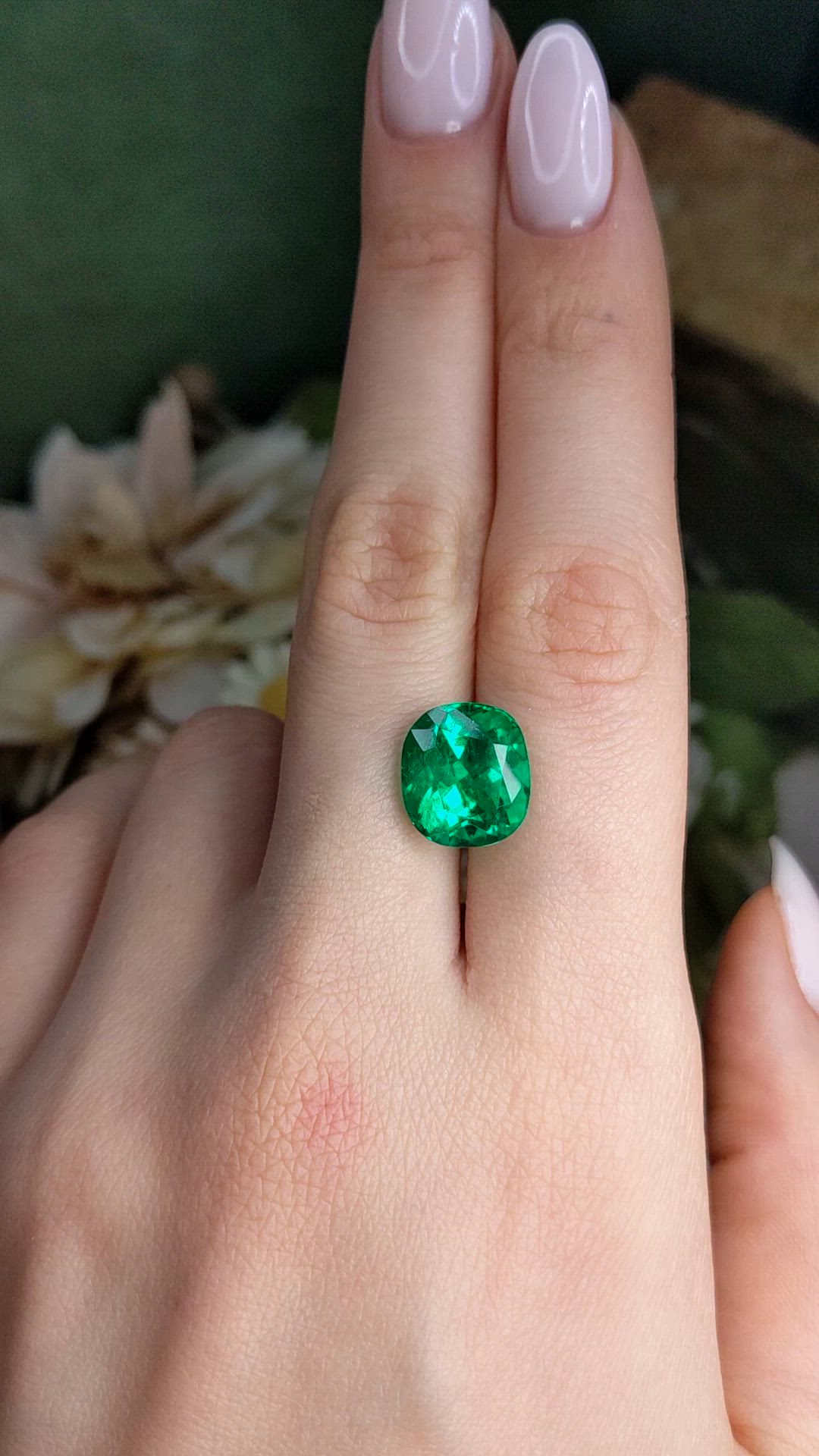 7.35 Ct. Emerald from Colombia Size Video