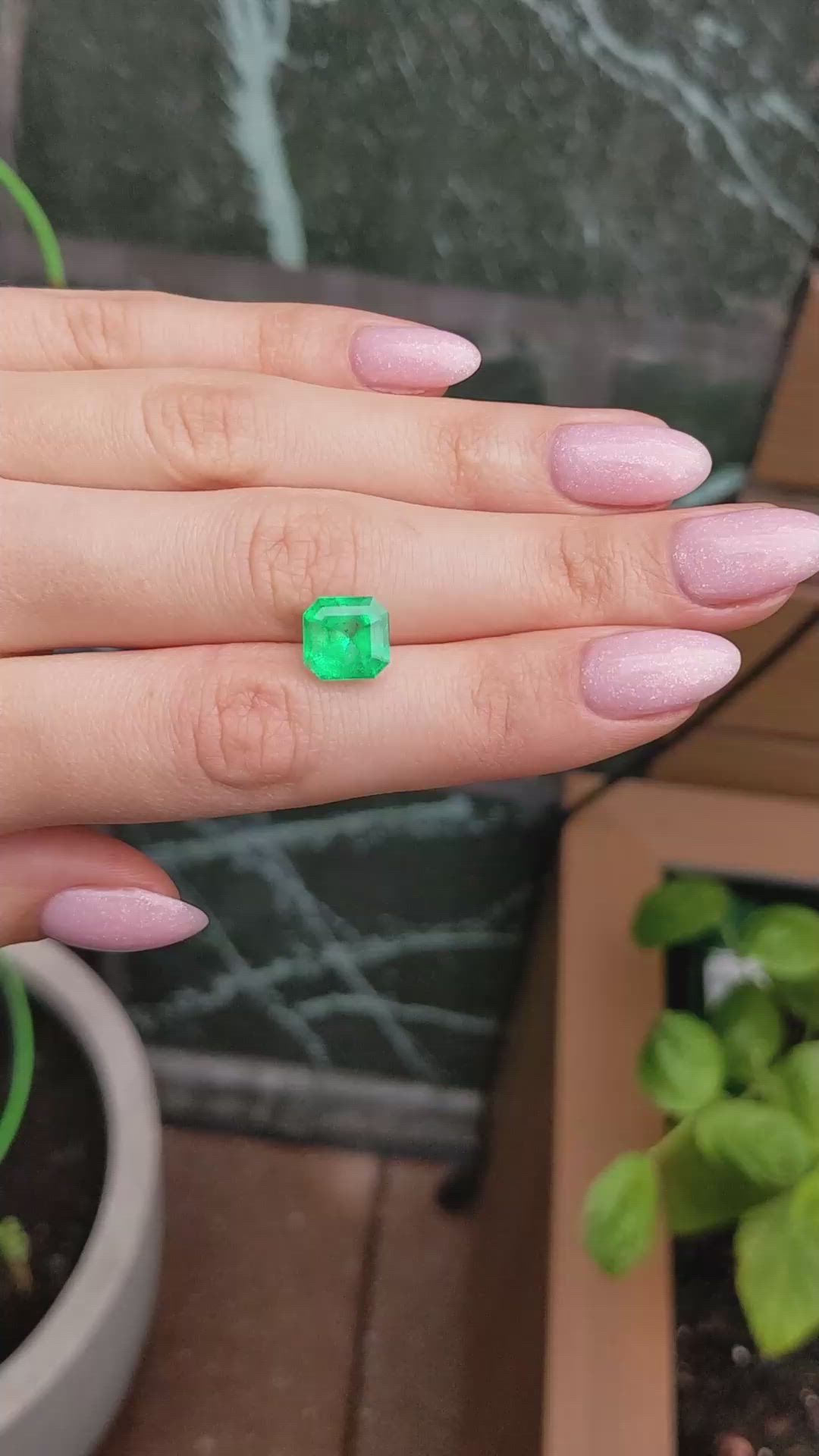 3.83 Ct. Emerald from Colombia Size Video
