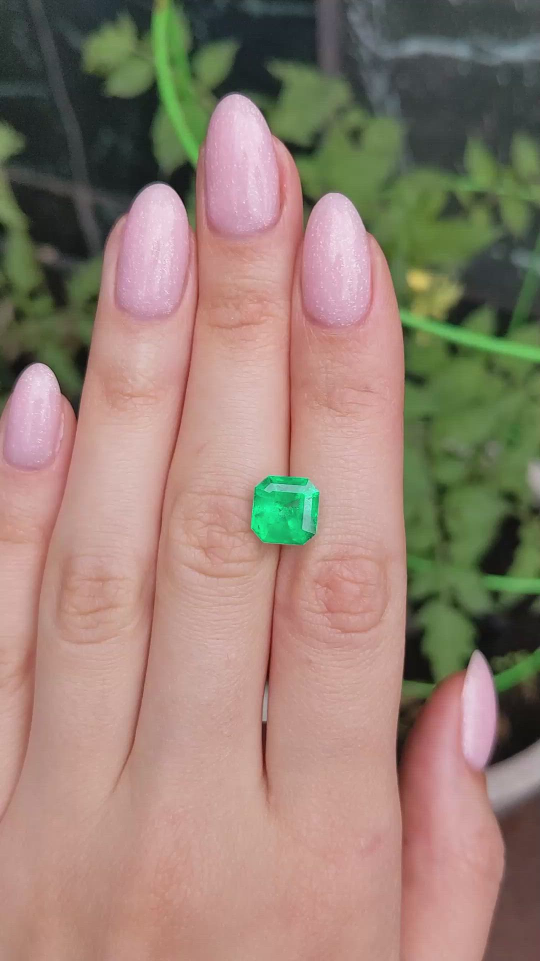 3.83 Ct. Emerald from Colombia Size Video