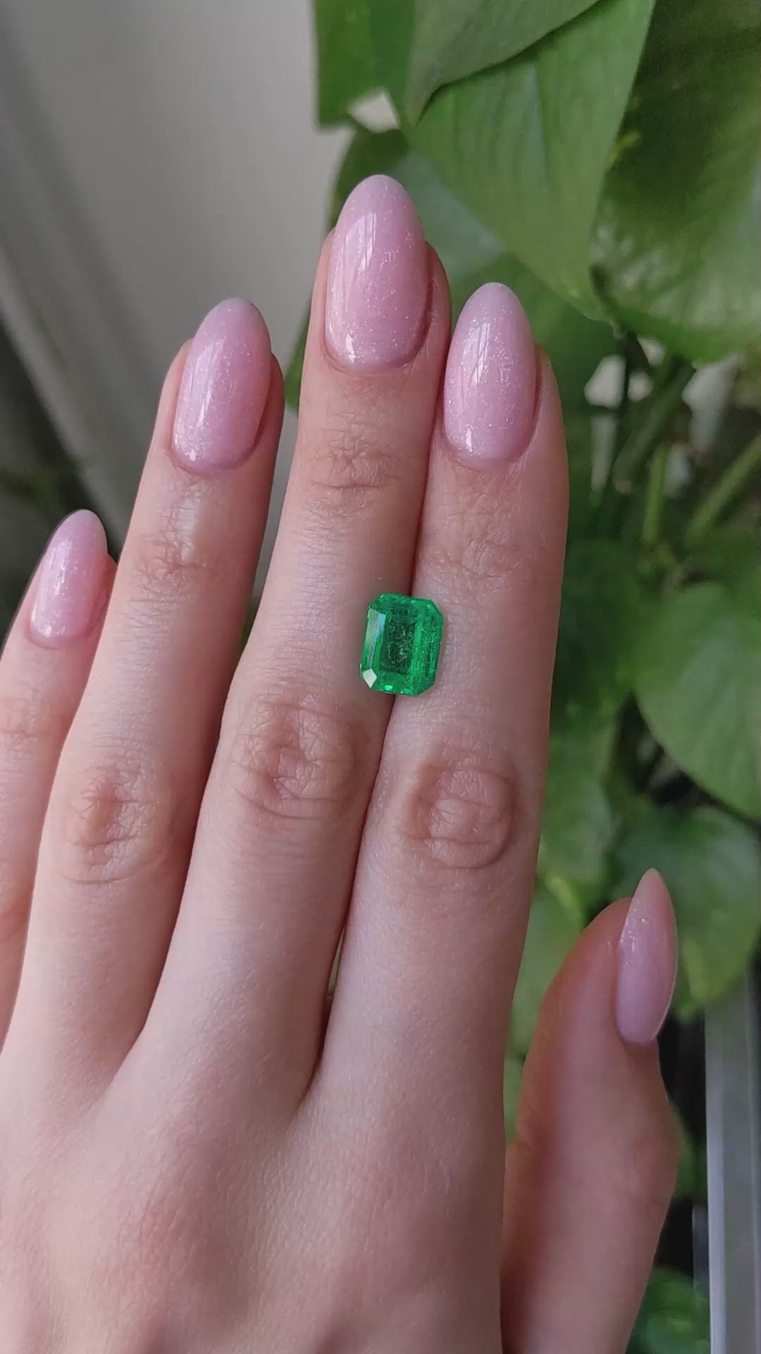 3.88 Ct. Emerald from Colombia Size Video