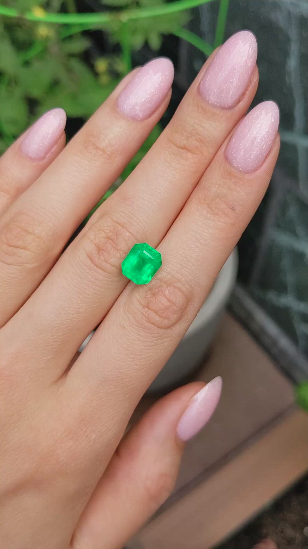 3.97 Ct. Emerald from Colombia Size Video