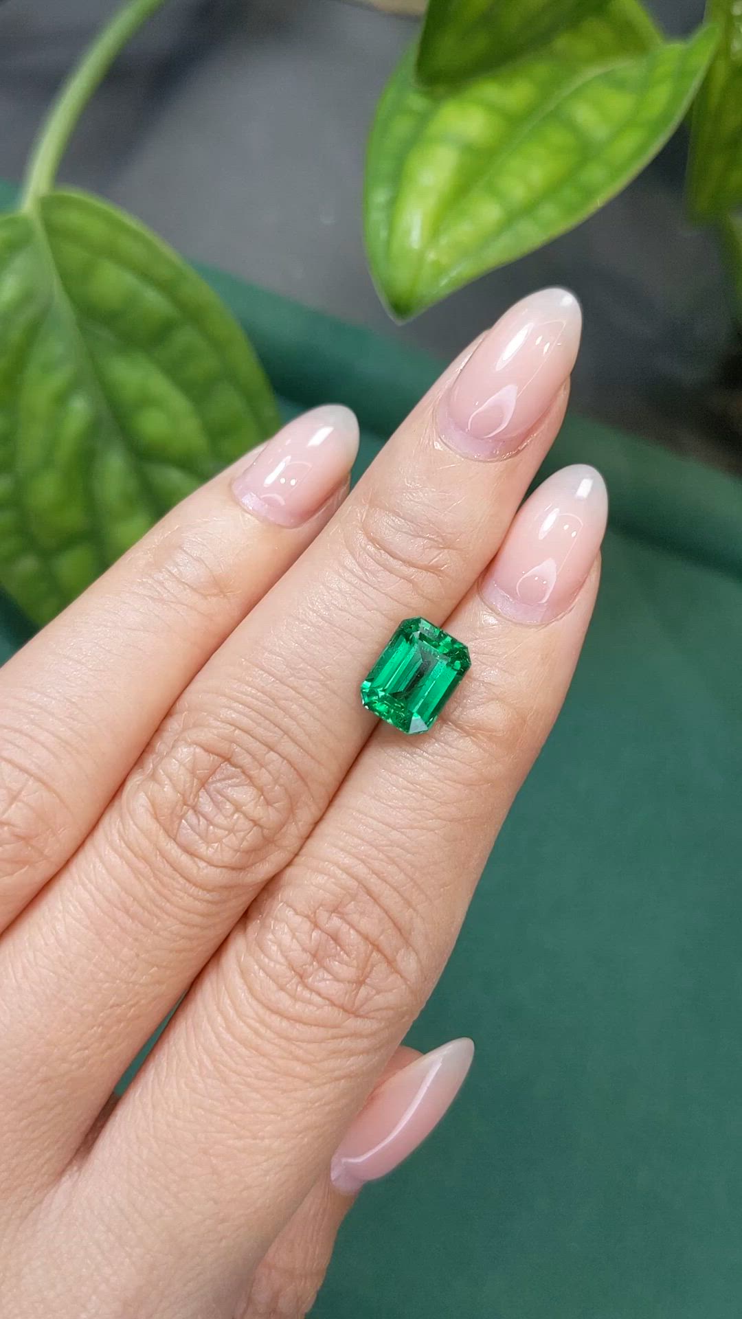 2.63 Ct. Emerald from Zambia Size Video