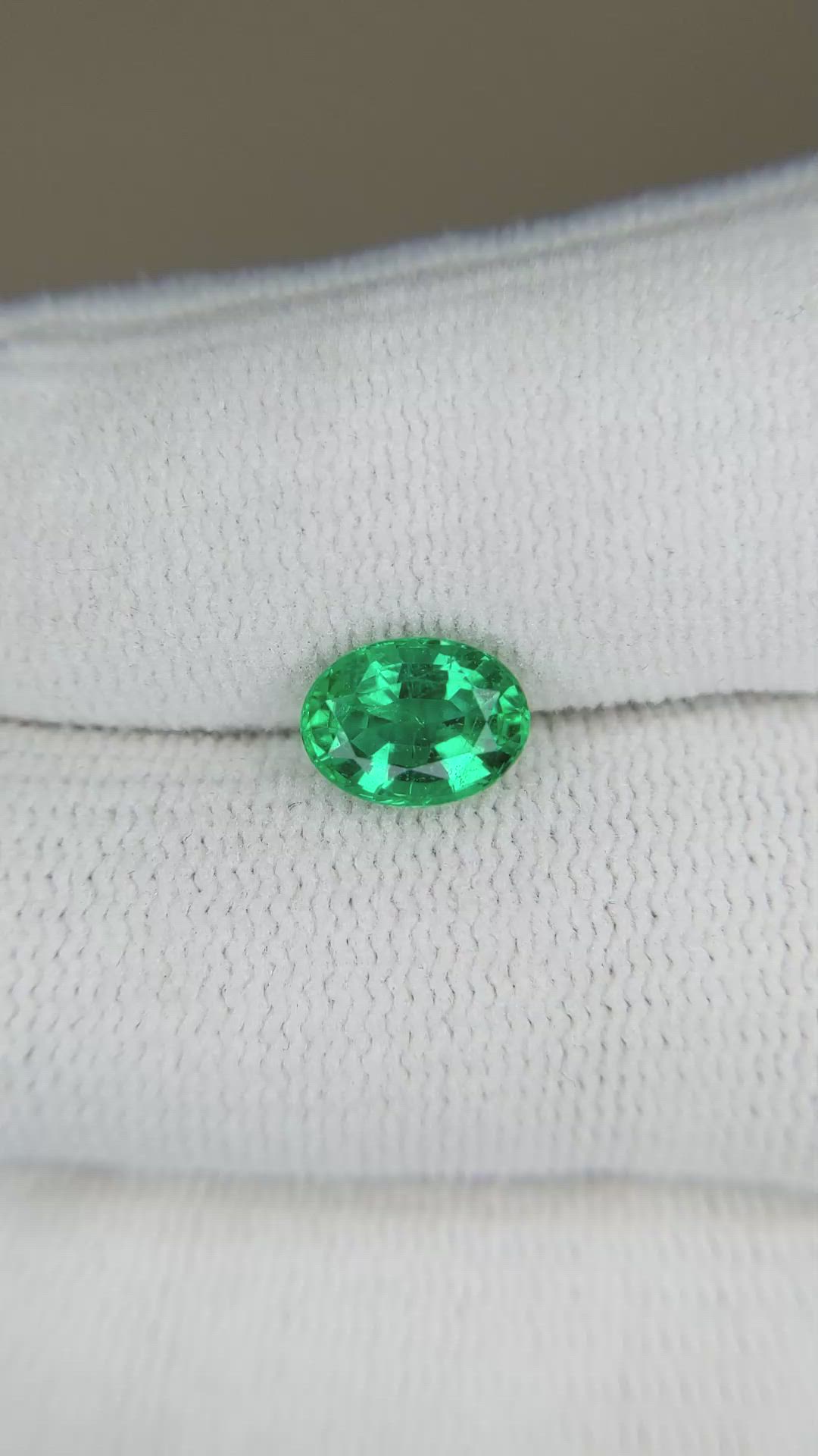 1.29 Ct. Emerald from Zambia Size Video