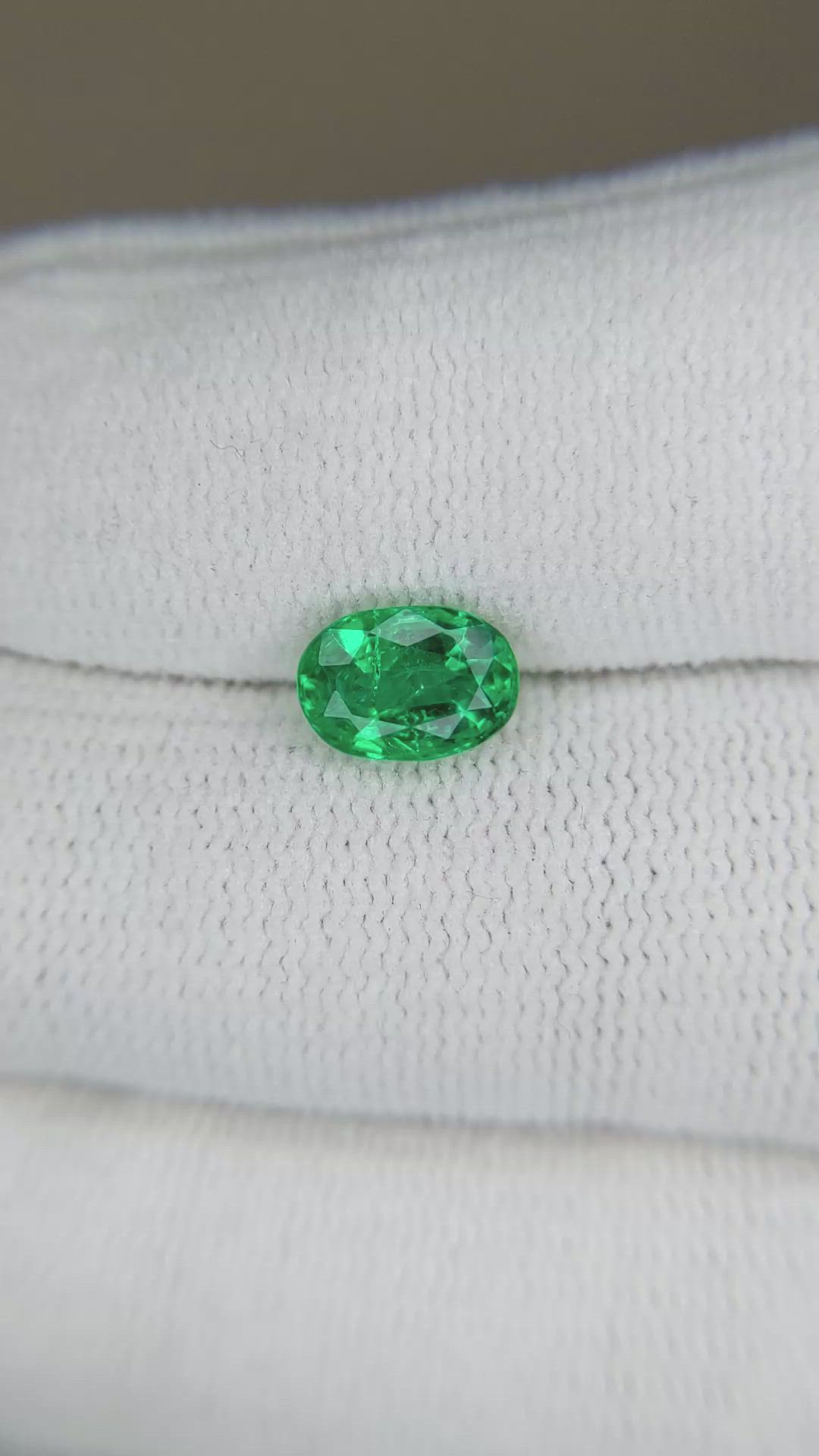 1.25 Ct. Emerald from Zambia Size Video