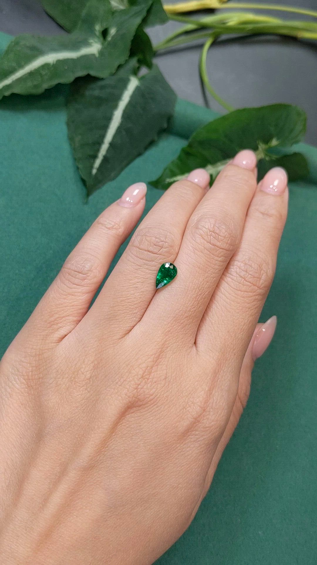 0.95 Ct. Emerald from Zambia Size Video