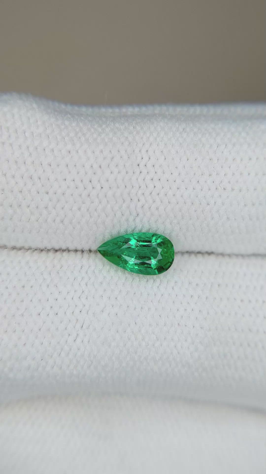 0.66 Ct. Emerald from Zambia Size Video