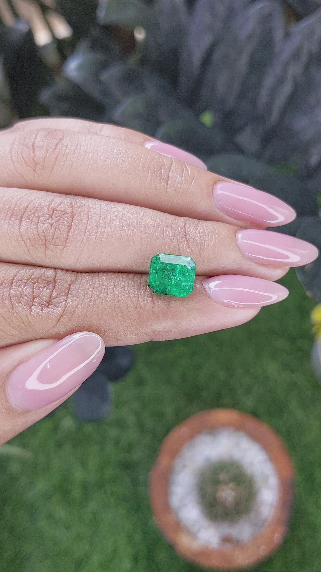 3.30 Ct. Emerald from Zambia Size Video