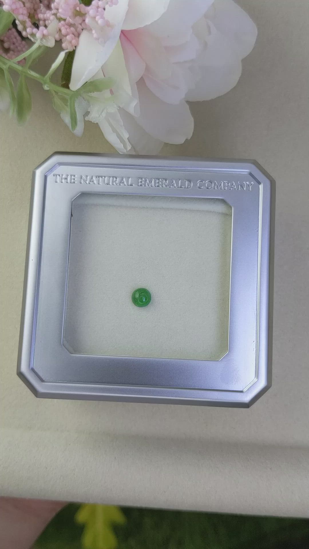 0.46 Ct. Cabochon Emerald from Colombia - Muzo Size Video