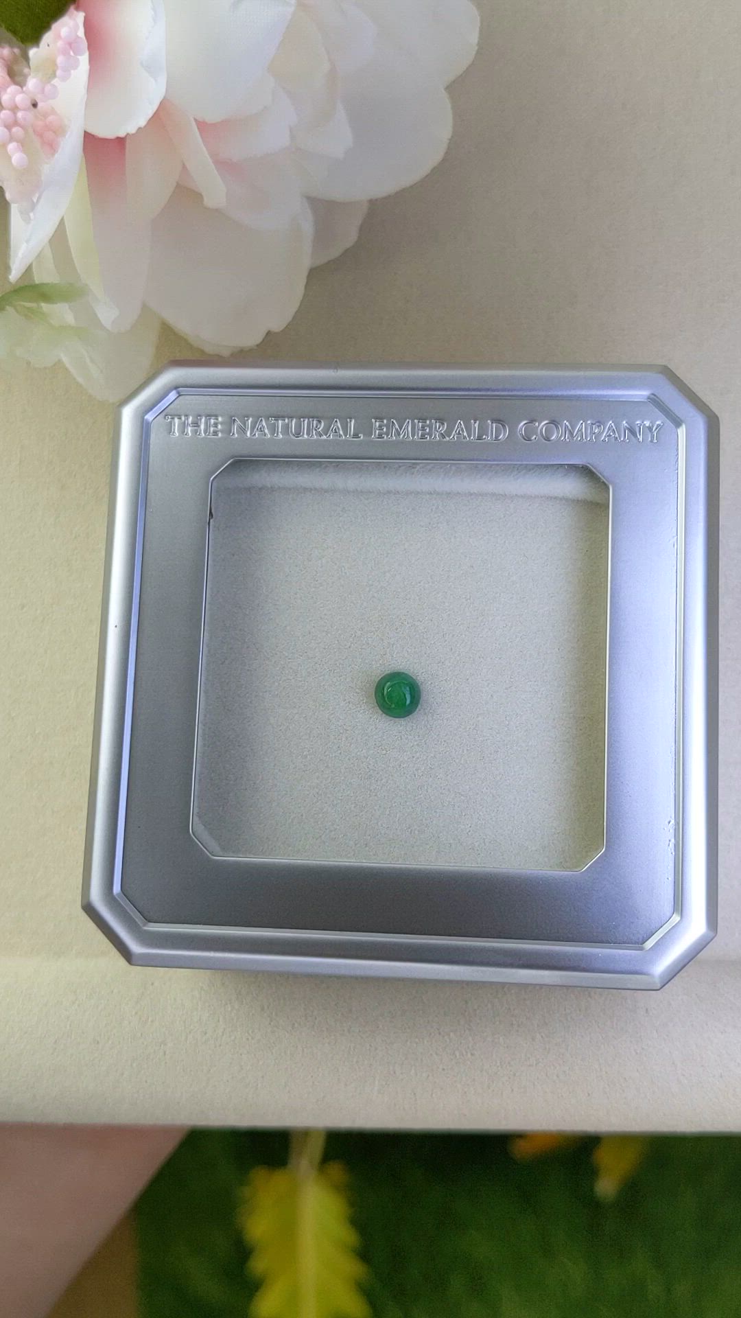 0.52 Ct. Cabochon Emerald from Colombia - Muzo Size Video