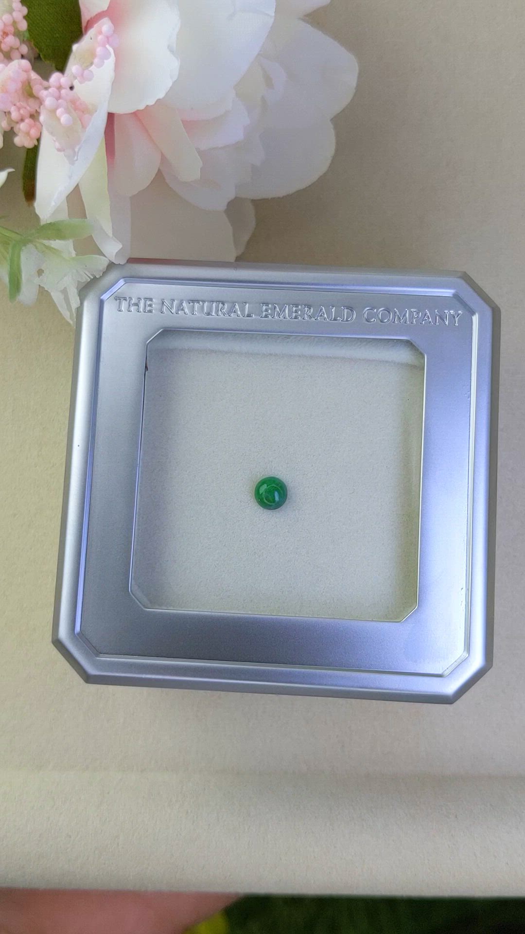 0.53 Ct. Cabochon Emerald from Colombia - Muzo Size Video