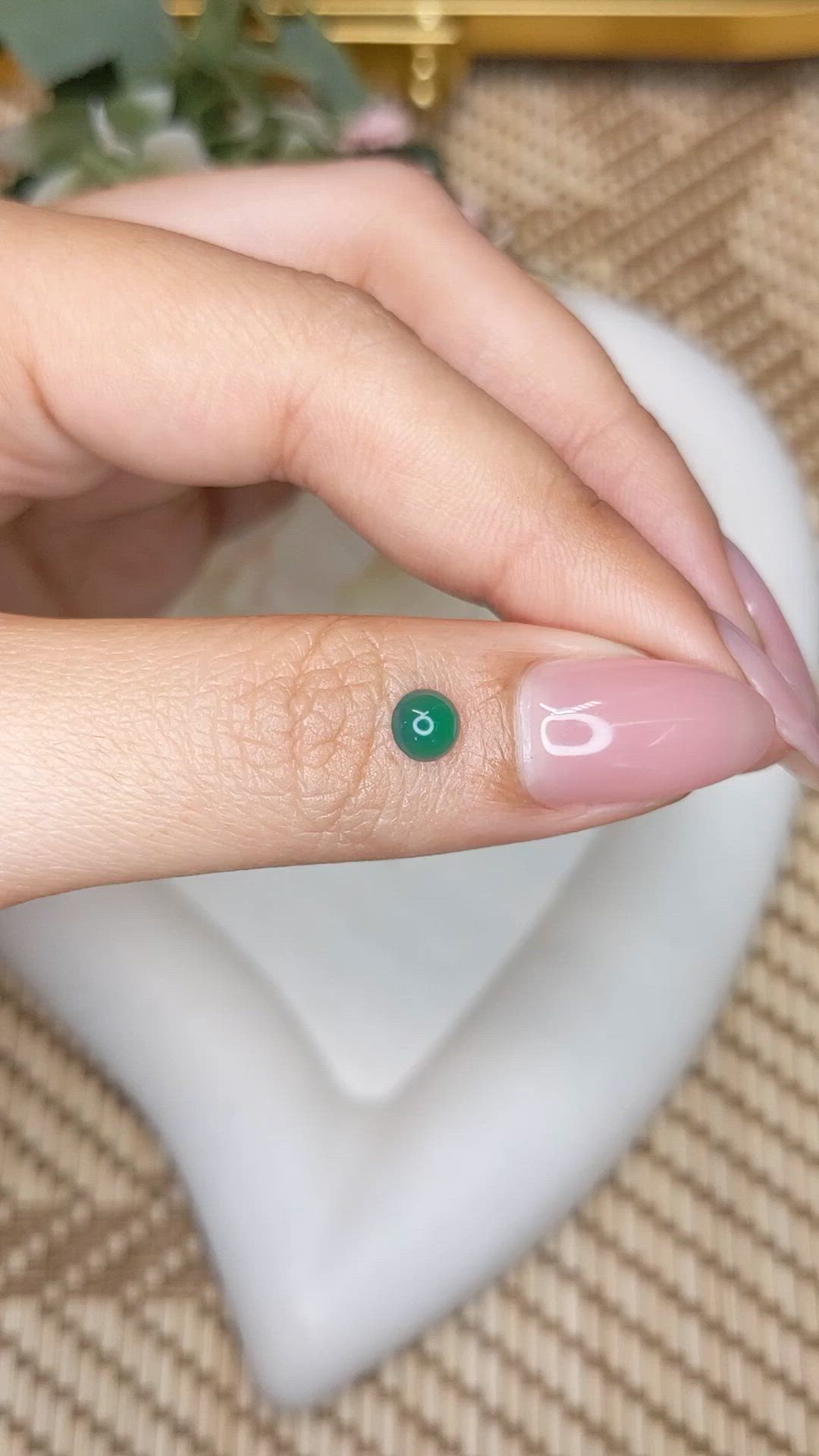 0.36 Ct. Cabochon Emerald from Colombia - Muzo Size Video
