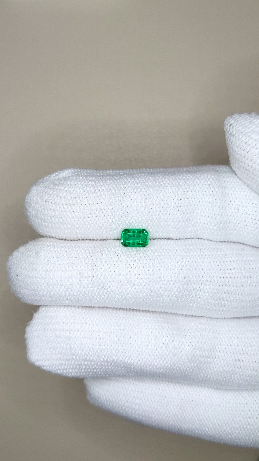 0.46 Ct. Emerald from Afghanistan Size Video