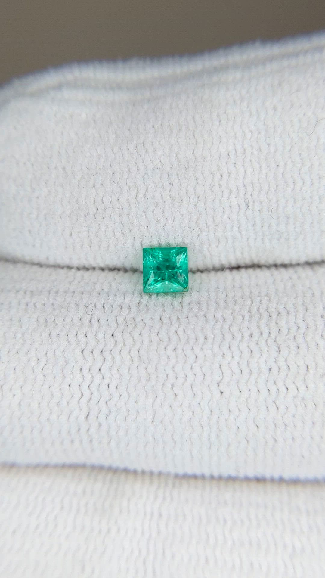 0.23 Ct. Emerald from Afghanistan Size Video