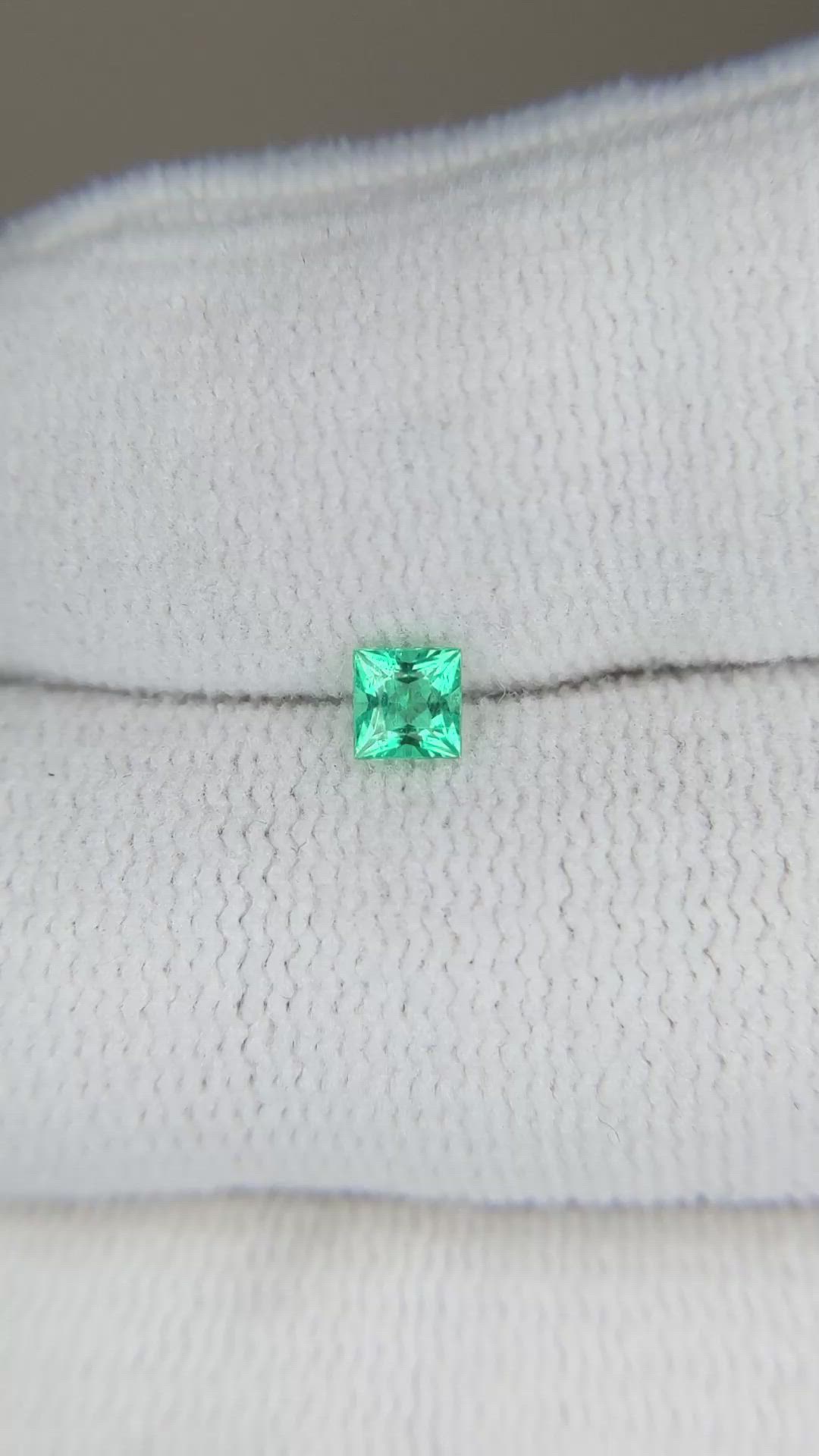 0.18 Ct. Emerald from Afghanistan Size Video