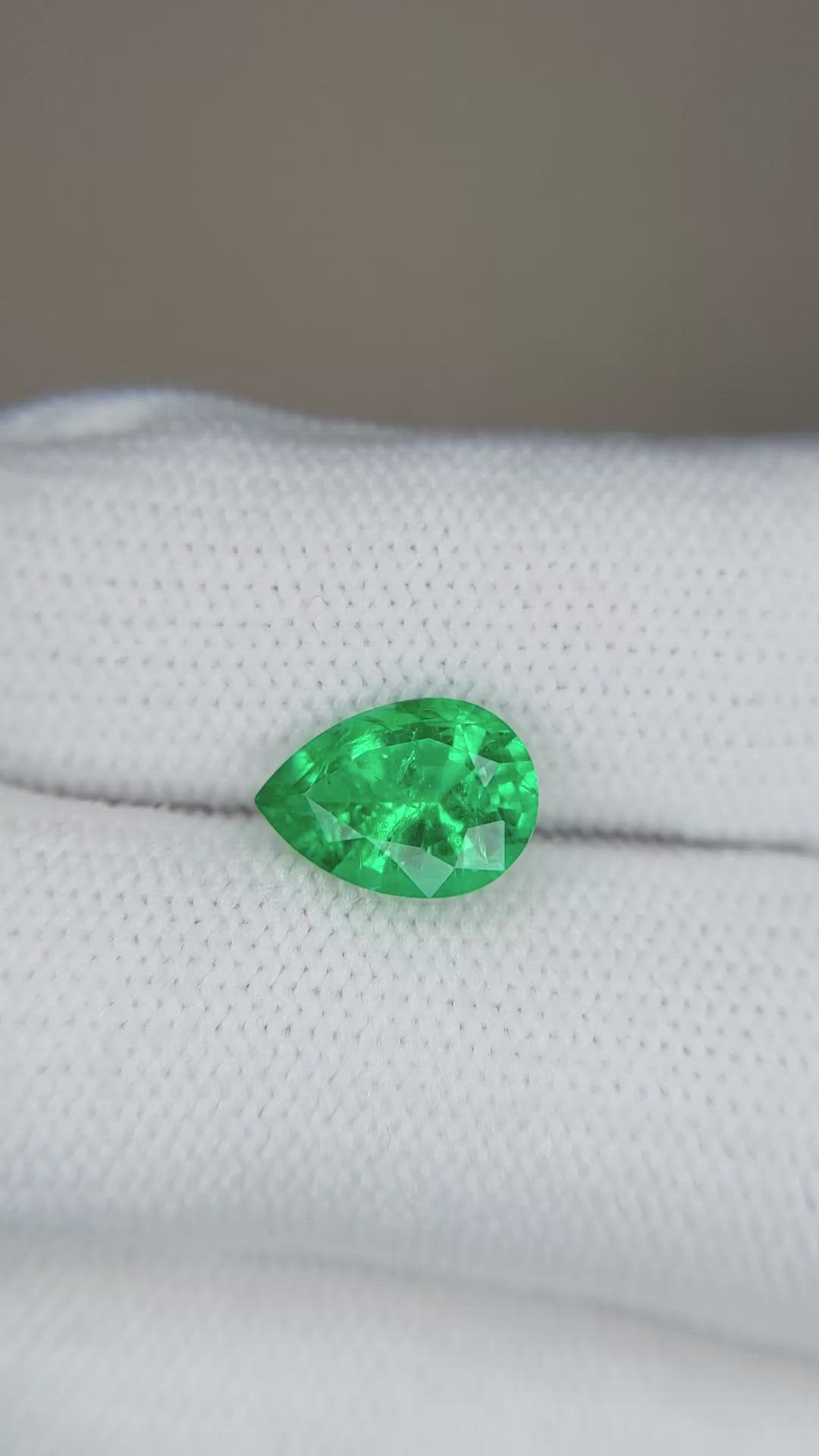 1.90 Ct. Emerald from Zambia Size Video