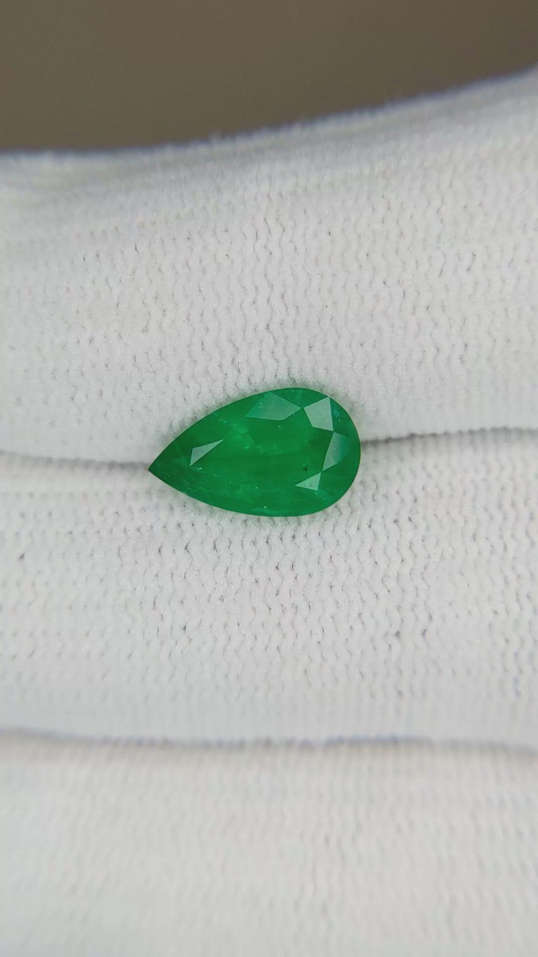 1.87 Ct. Emerald from Zambia Size Video