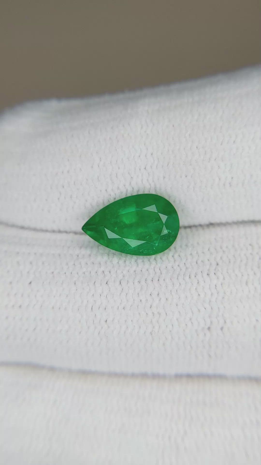 2.34 Ct. Emerald from Zambia Size Video