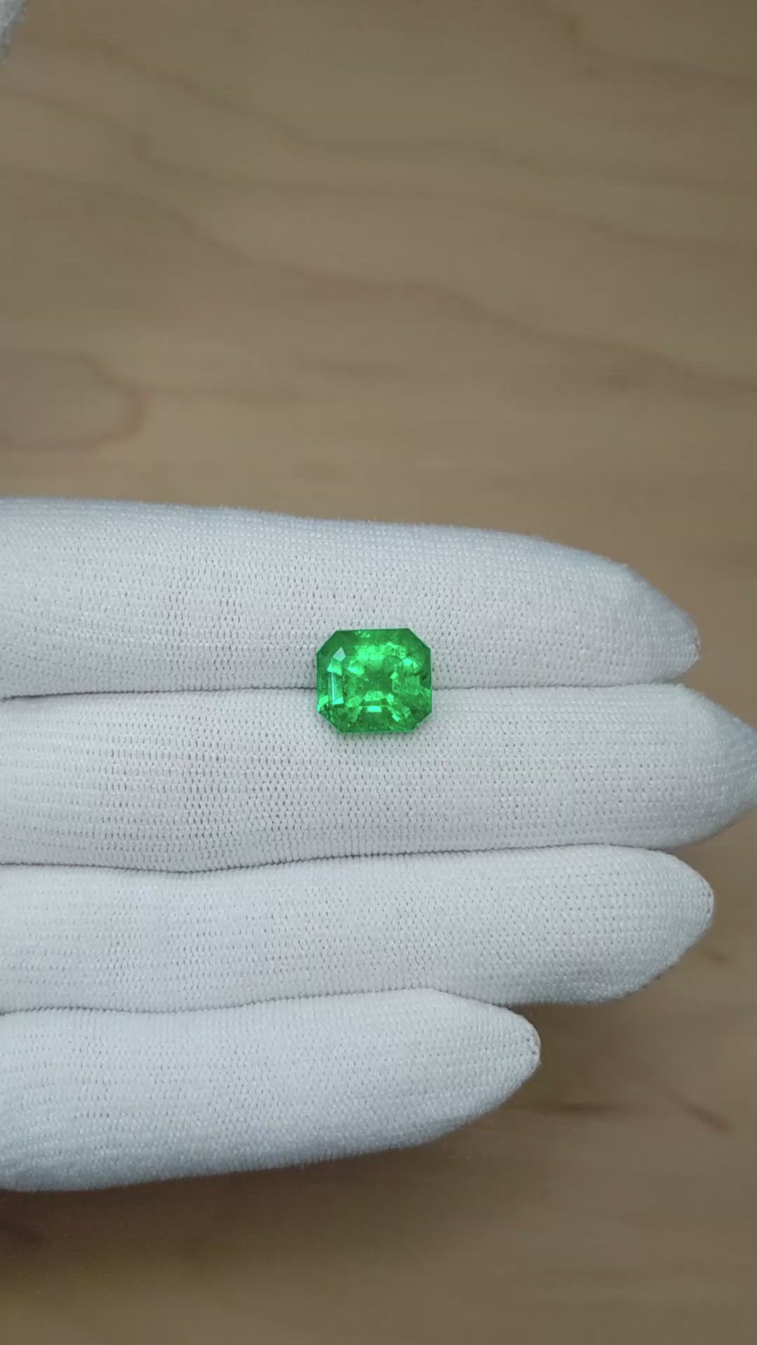 5.42 Ct. Emerald from Colombia - Muzo Size Video