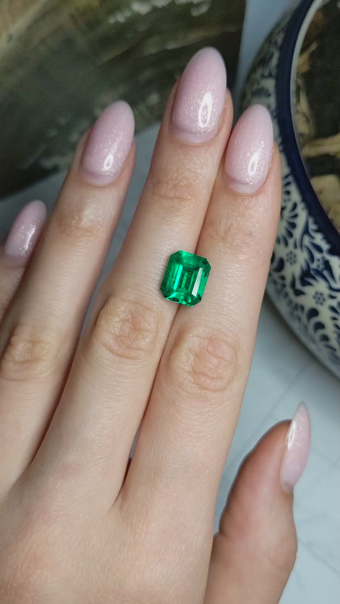 3.78 Ct. Emerald from Colombia - Muzo Size Video