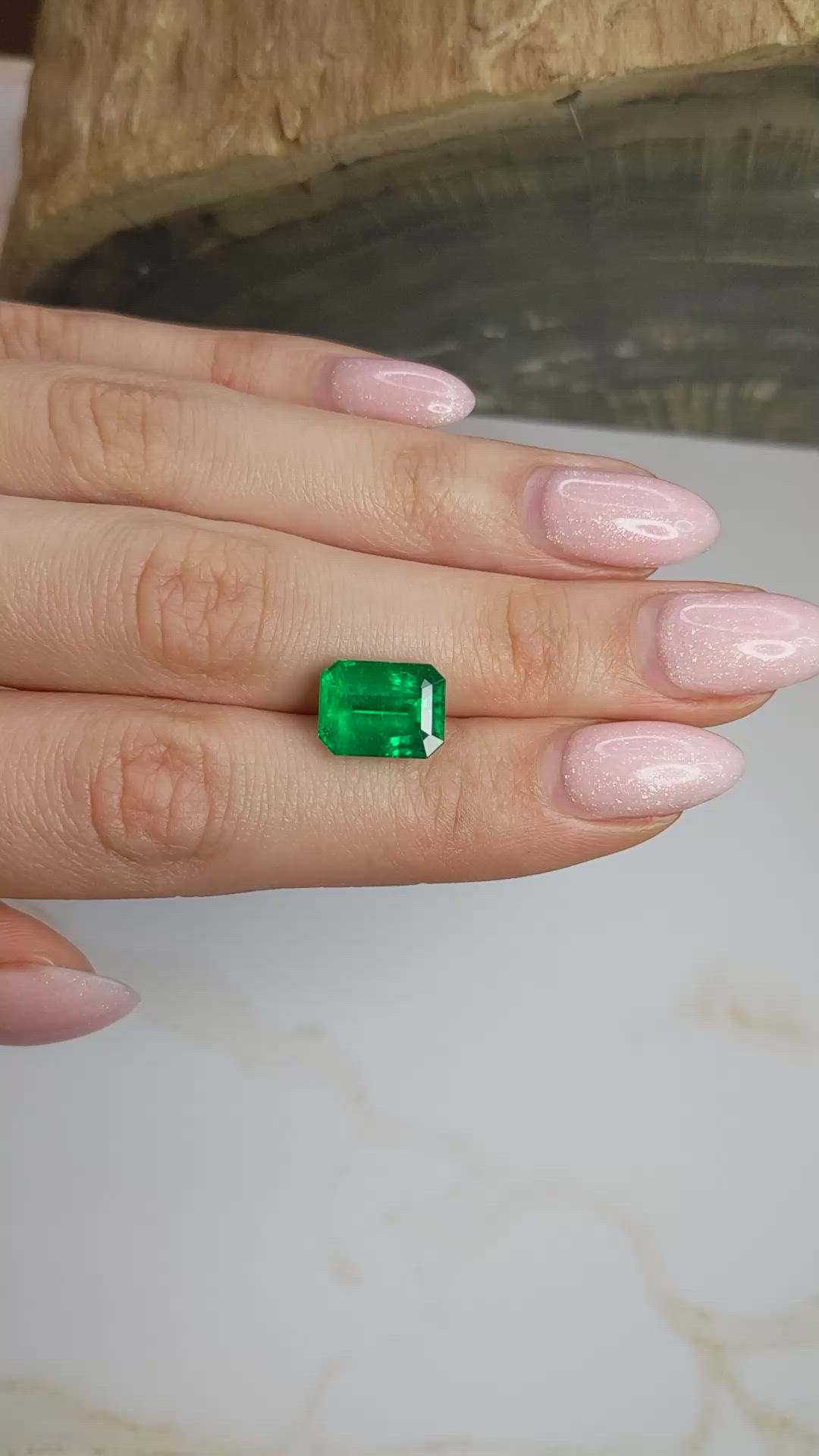 5.04 Ct. Emerald from Colombia Size Video