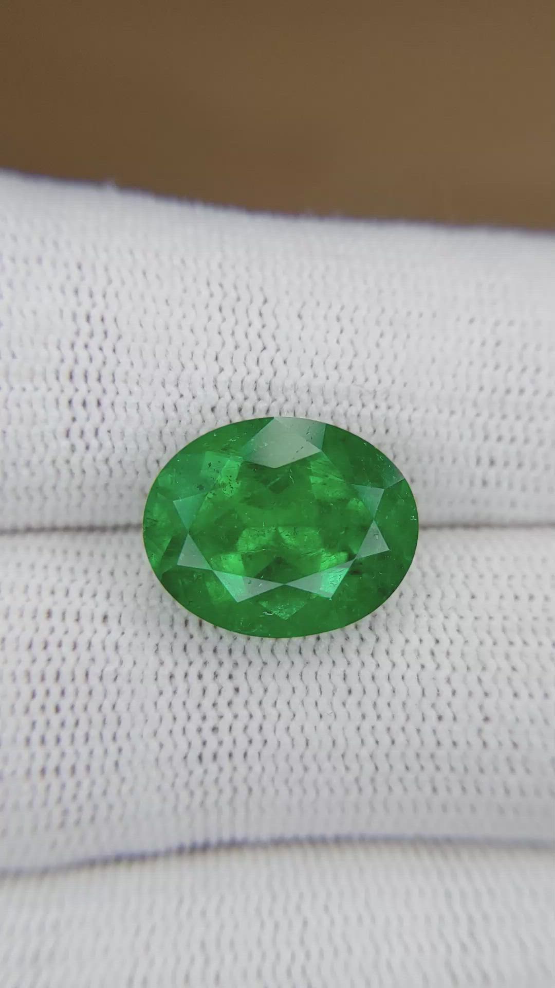 6.70 Ct. Emerald from Colombia Size Video