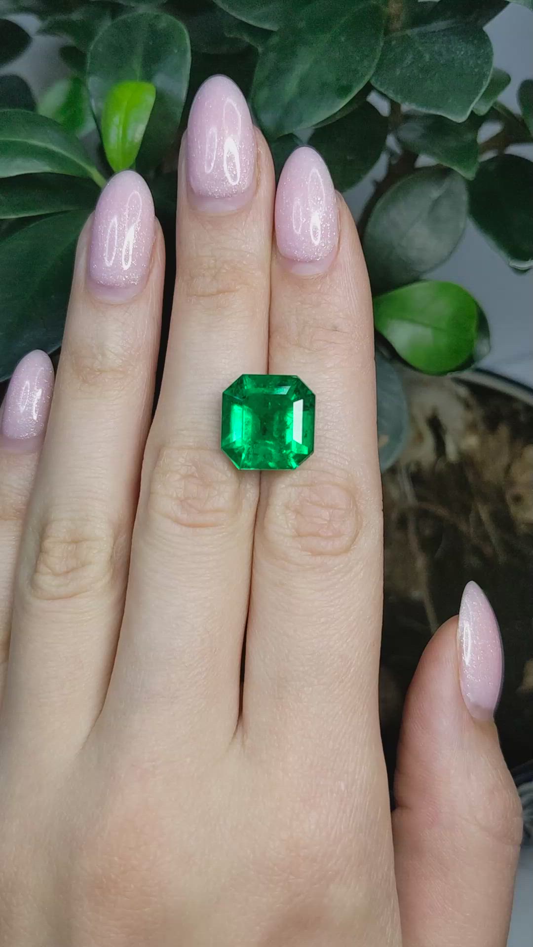 9.97 Ct. Emerald from Colombia Size Video