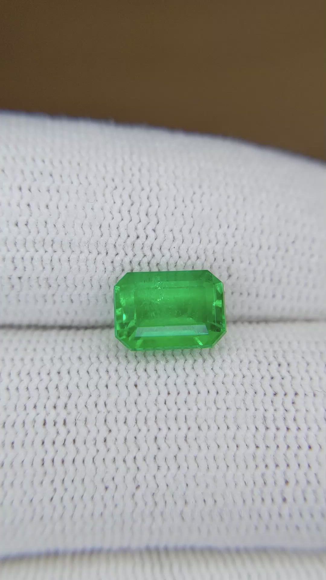 1.95 Ct. Emerald from Colombia Size Video