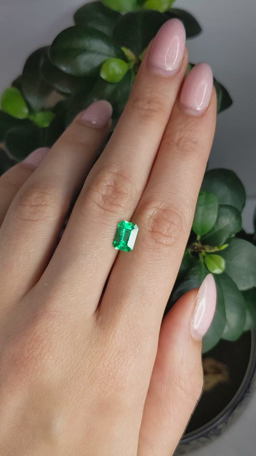 1.57 Ct. Emerald from Colombia Size Video