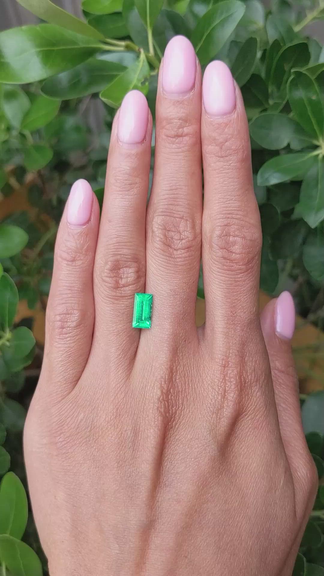 1.52 Ct. Emerald from Colombia Size Video