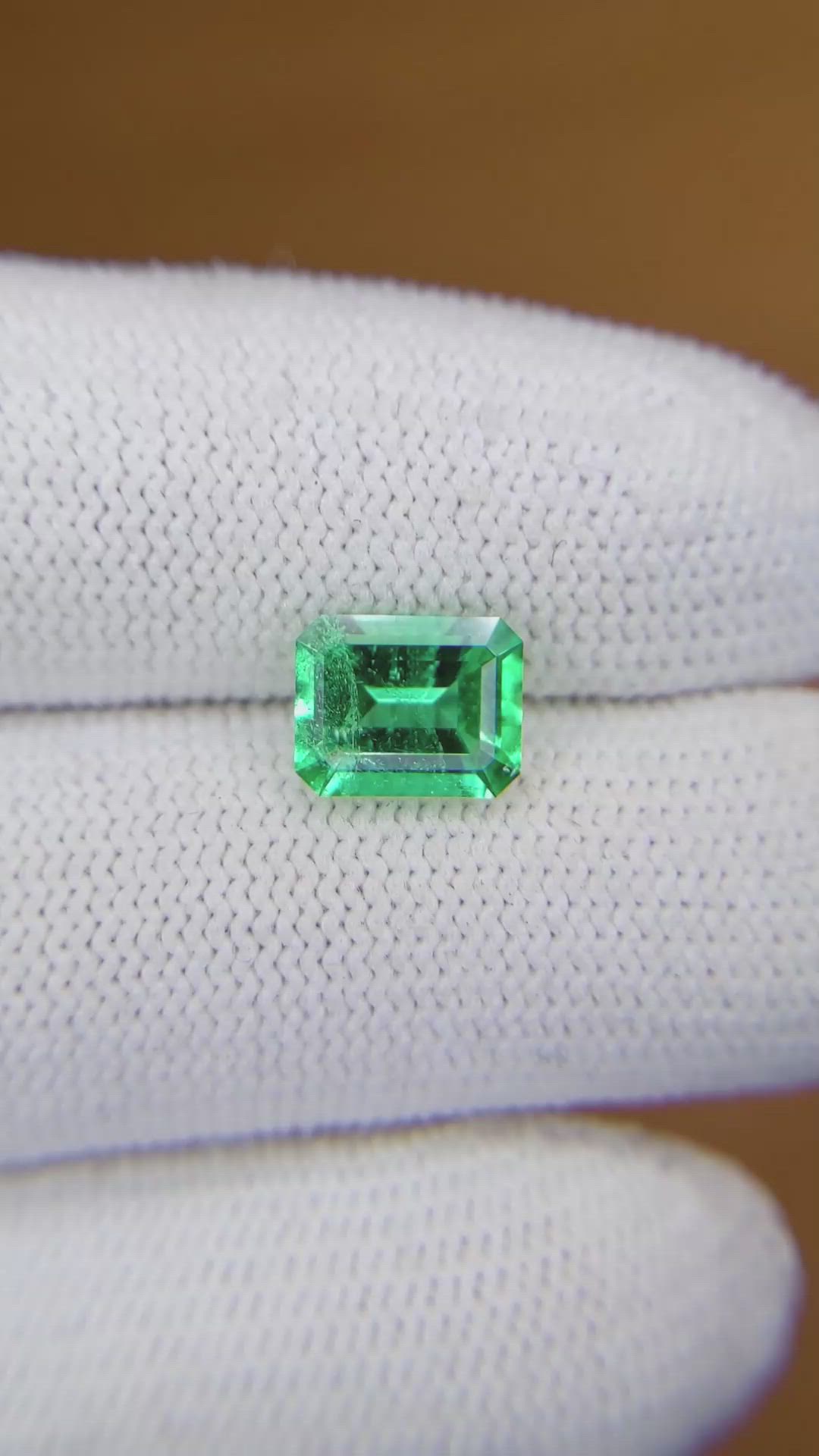 1.34 Ct. Emerald from Colombia Size Video