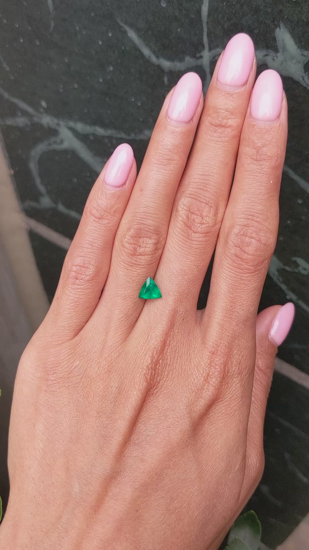 0.78 Ct. Emerald from Colombia Size Video