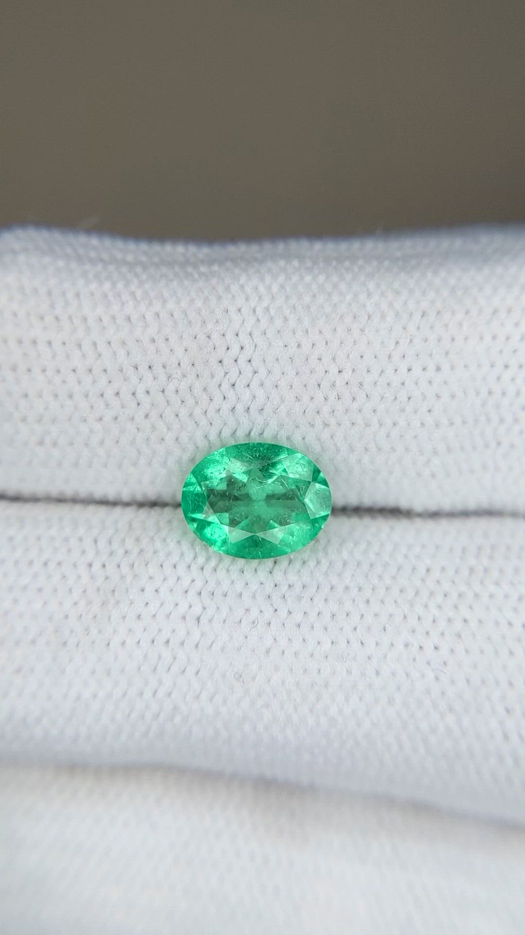 1.17 Ct. Emerald from Colombia Size Video