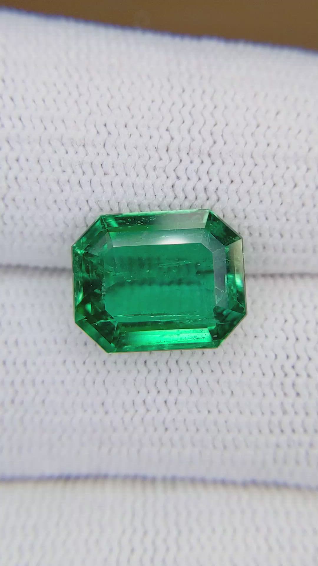 4.44 Ct. Emerald from Zambia Size Video