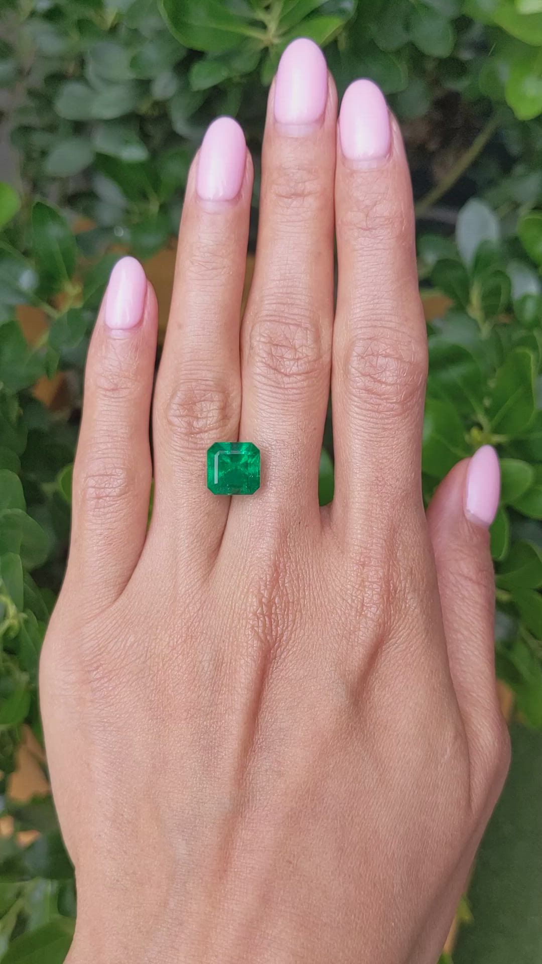 4.82 Ct. Emerald from Zambia Size Video