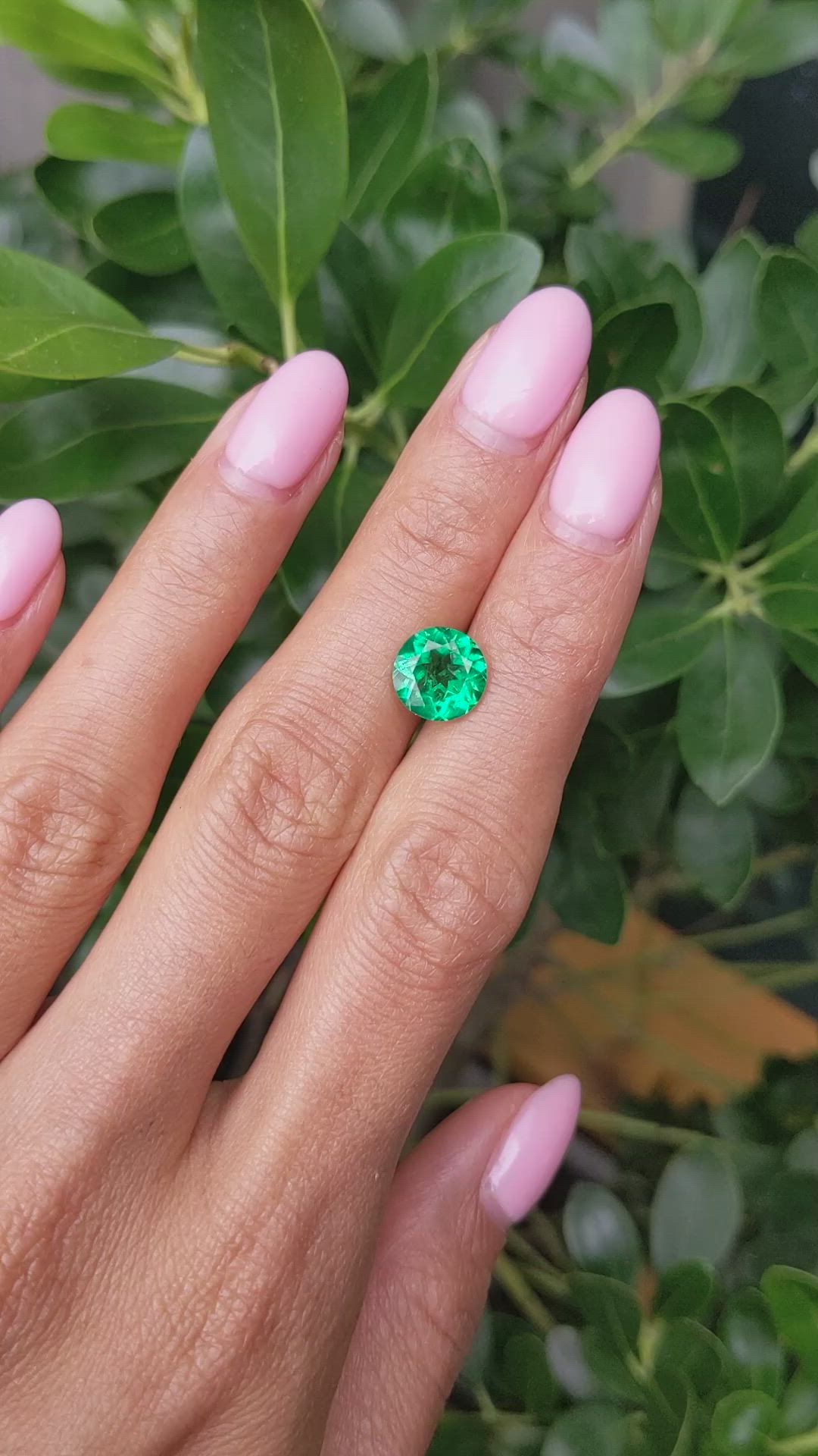 2.08 Ct. Emerald from Zambia Size Video