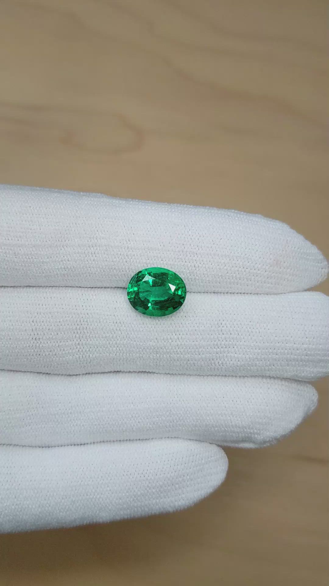 4.47 Ct. Emerald from Zambia Size Video