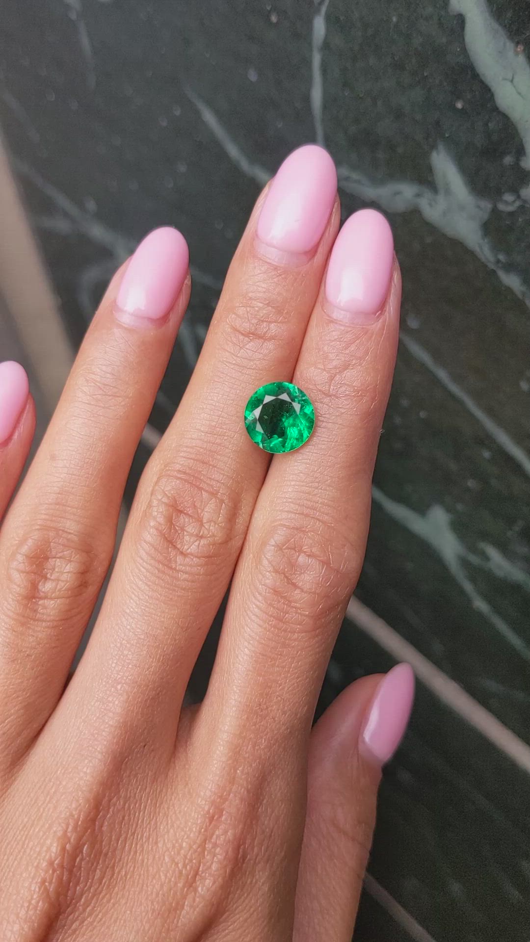 2.88 Ct. Emerald from Zambia Size Video