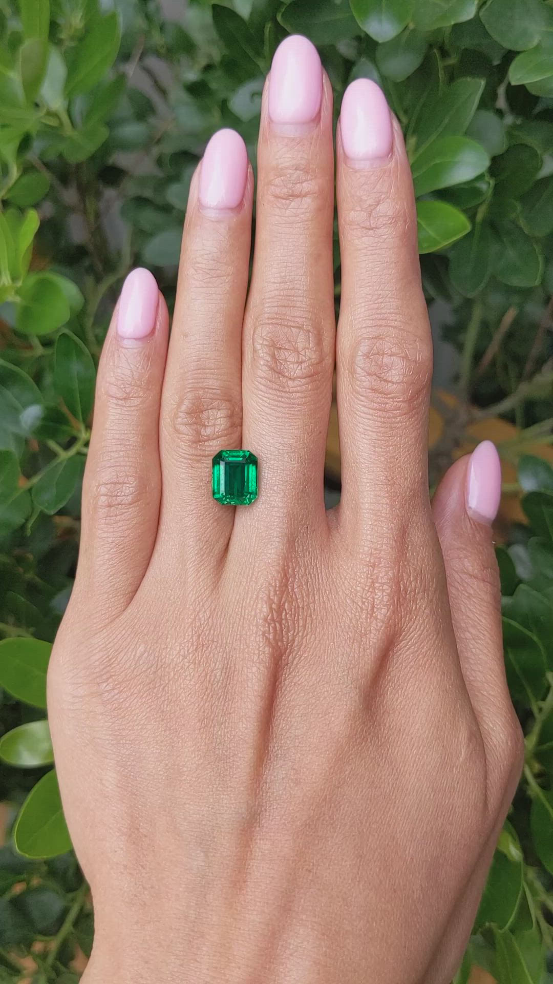 3.71 Ct. Emerald from Zambia Size Video