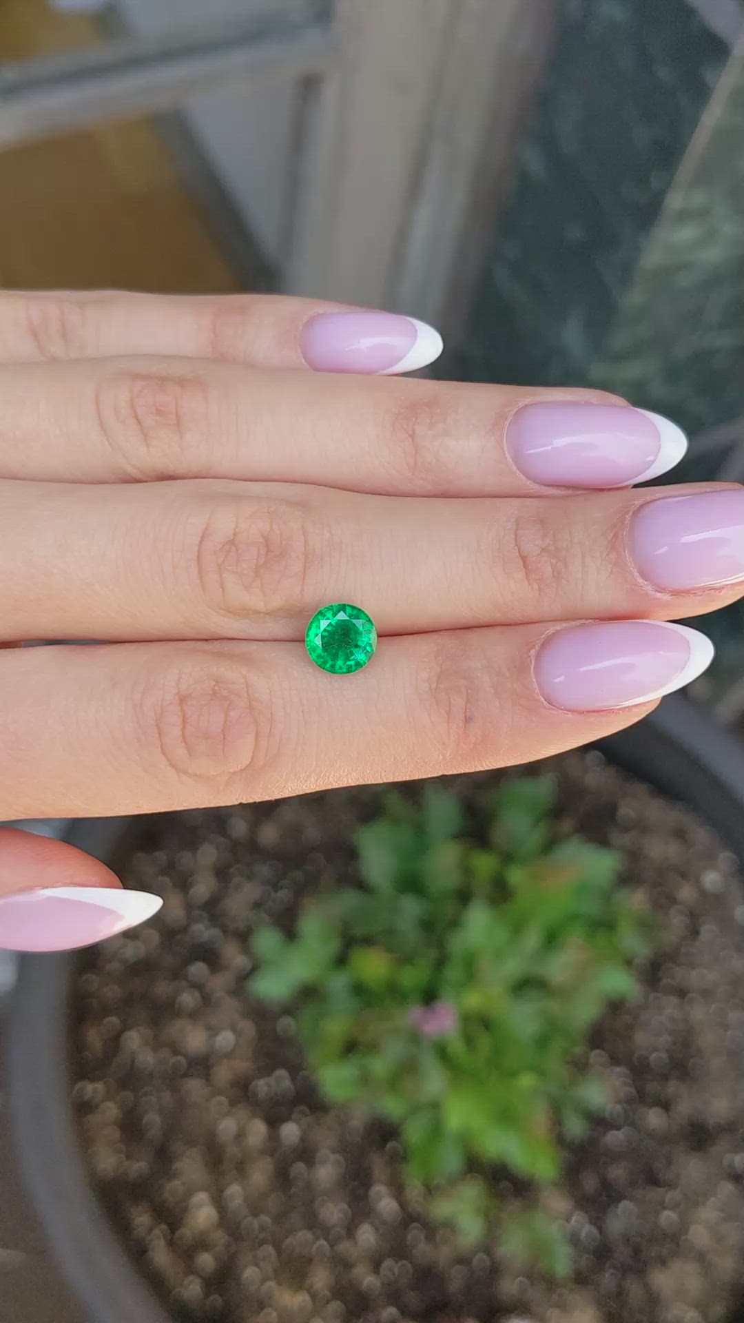 1.70 Ct. Emerald from Zambia Size Video