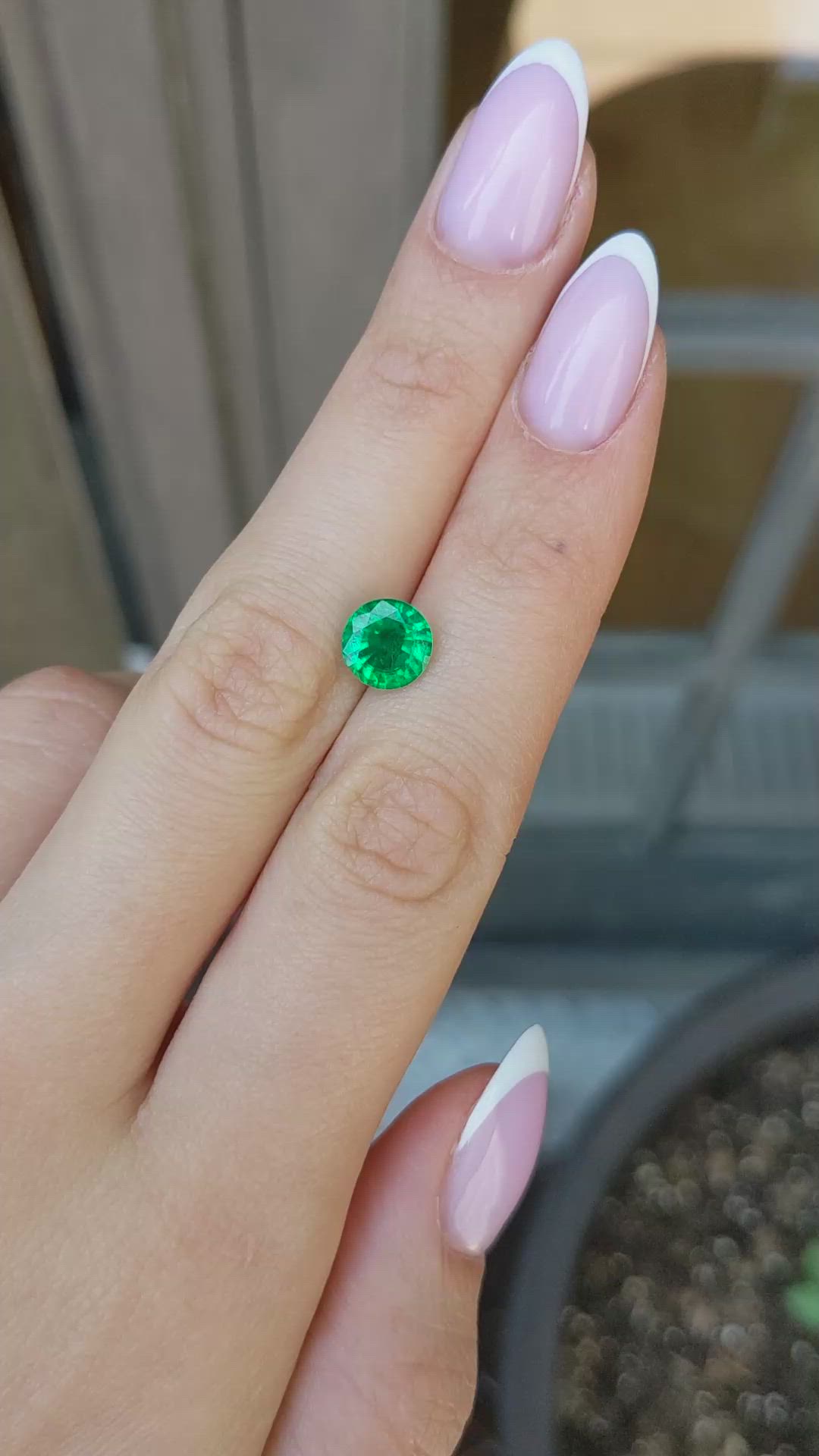 1.70 Ct. Emerald from Zambia Size Video
