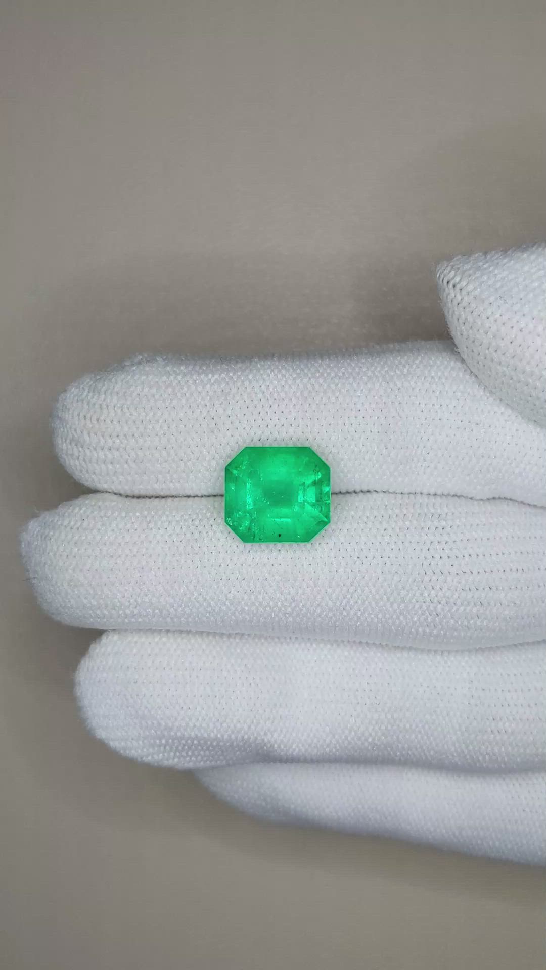 5.00 Ct. Emerald from Zambia Size Video