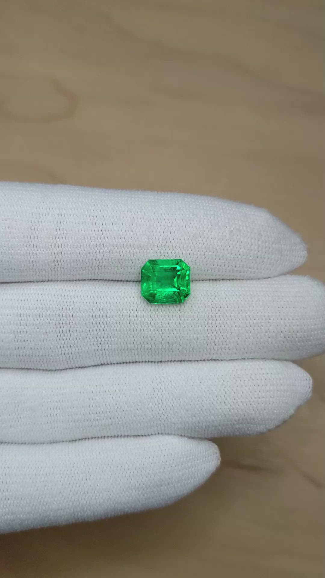 3.12 Ct. Emerald from Colombia Size Video